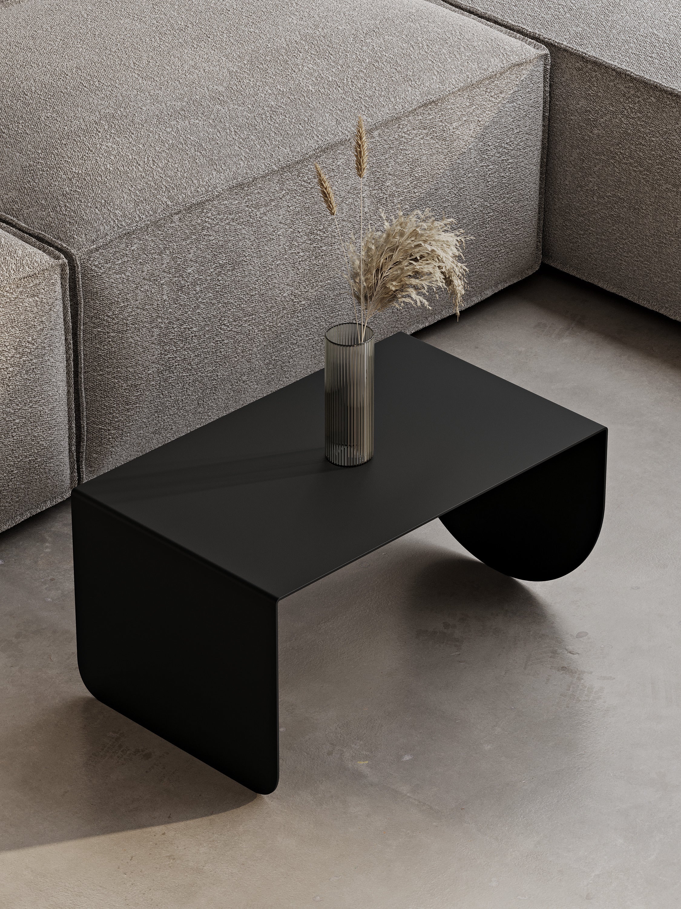 Tavolino da caffè minimalista in metallo