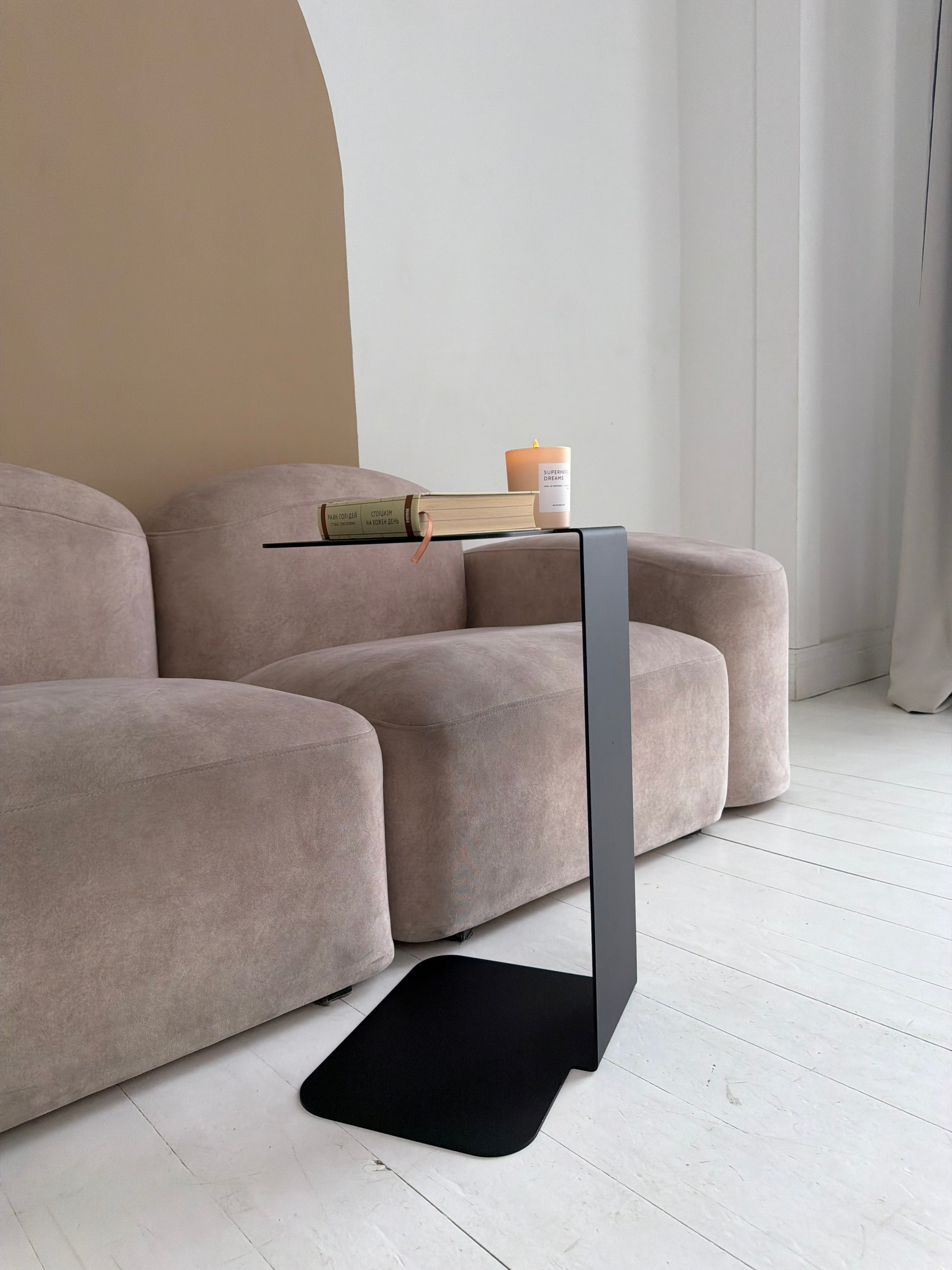 Modern Minimalist Metal Side Table, Coffee table