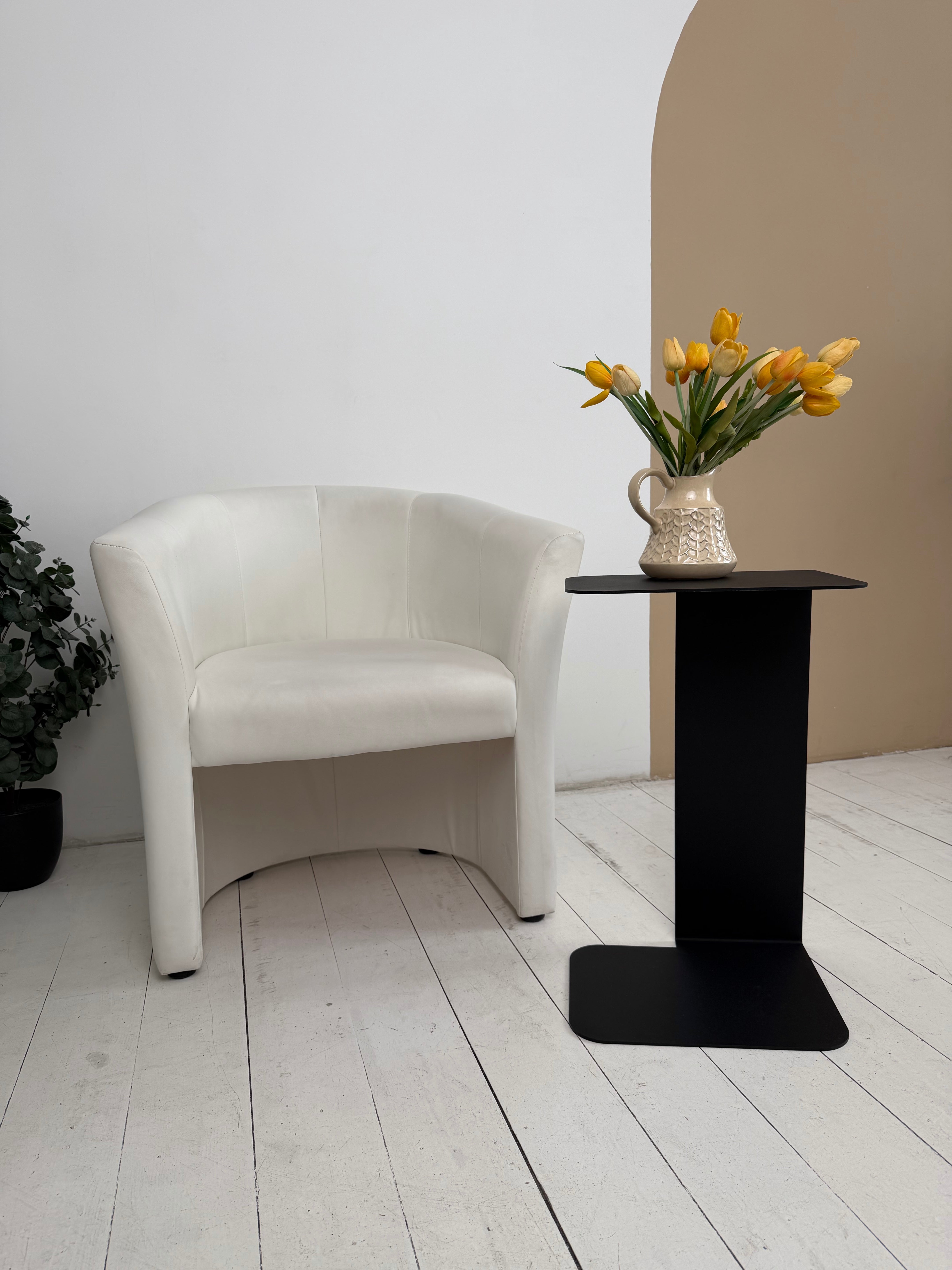 Modern Minimalist Metal Side Table, Coffee table
