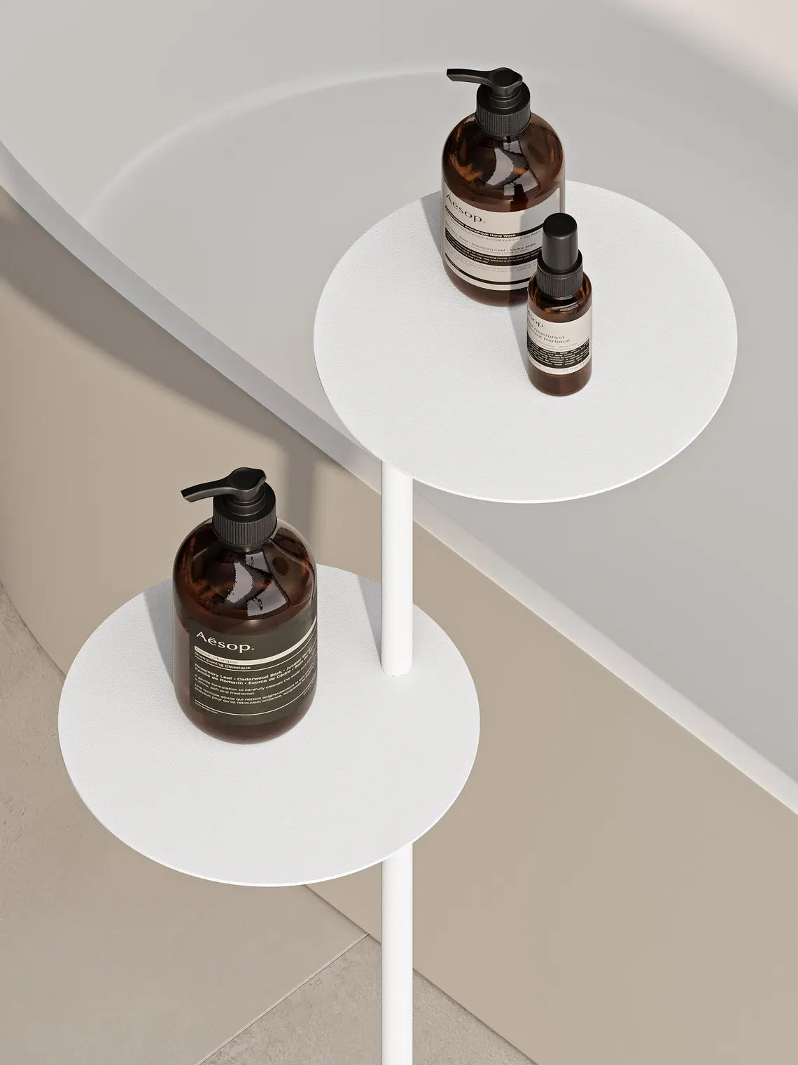 Moderner Badezimmer-Beistelltisch mit Betonsockel – Minimalistischer Stahlregalständer für Badewanne und Handtücher